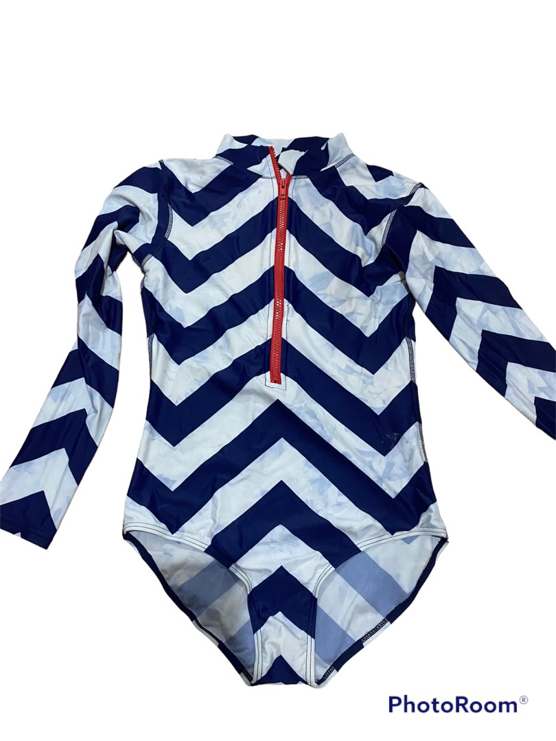 ruffle rashguard 1 pc C