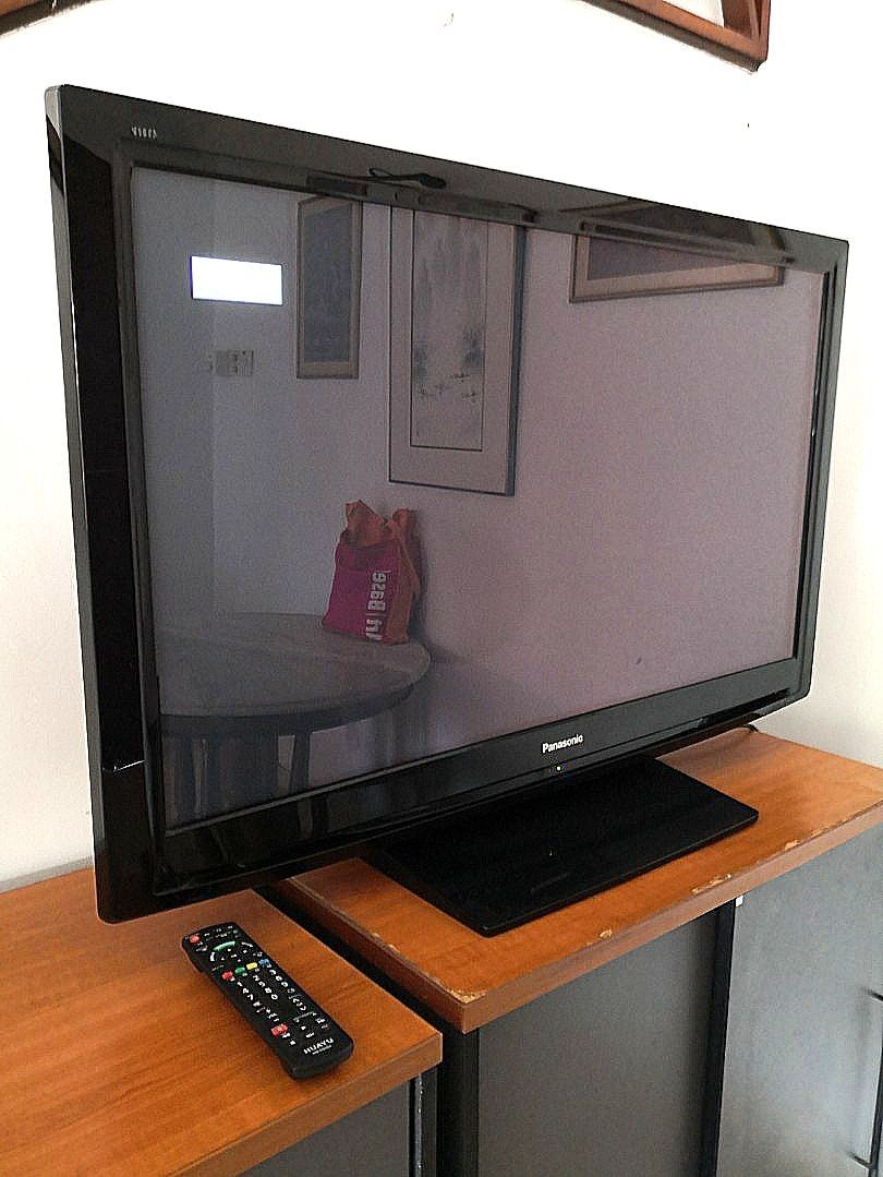 Panasonic plasma TV 42 inch, TV & Home Appliances, TV & Entertainment