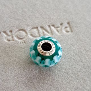 （分類：）位於 。 由 pinkareaaa 提交（商品編號 1200459842，圖片 1）。簡介： 。