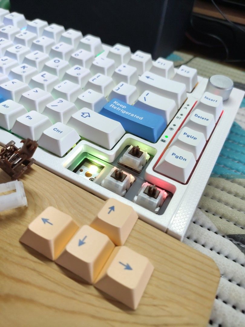 Prebuilt Tuned RECCAZR KW75 Mechanical Keyboard, Computers & Tech