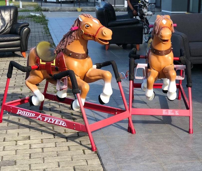 Vintage radio flyer spring hot sale horse