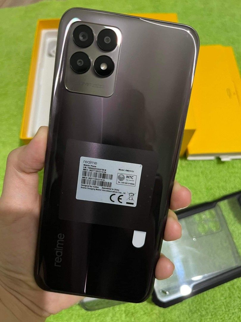 Realme 8i (Category: Realme) located in Manila. Submitted by skychoochoo (Listing ID 1200472969, Image 2). Description: For sale or swap Realme 8i 6/128 6999 selling 8k swapping No issue Complete package Makinis pwede sa maselan Manila area Or nearby meet up.