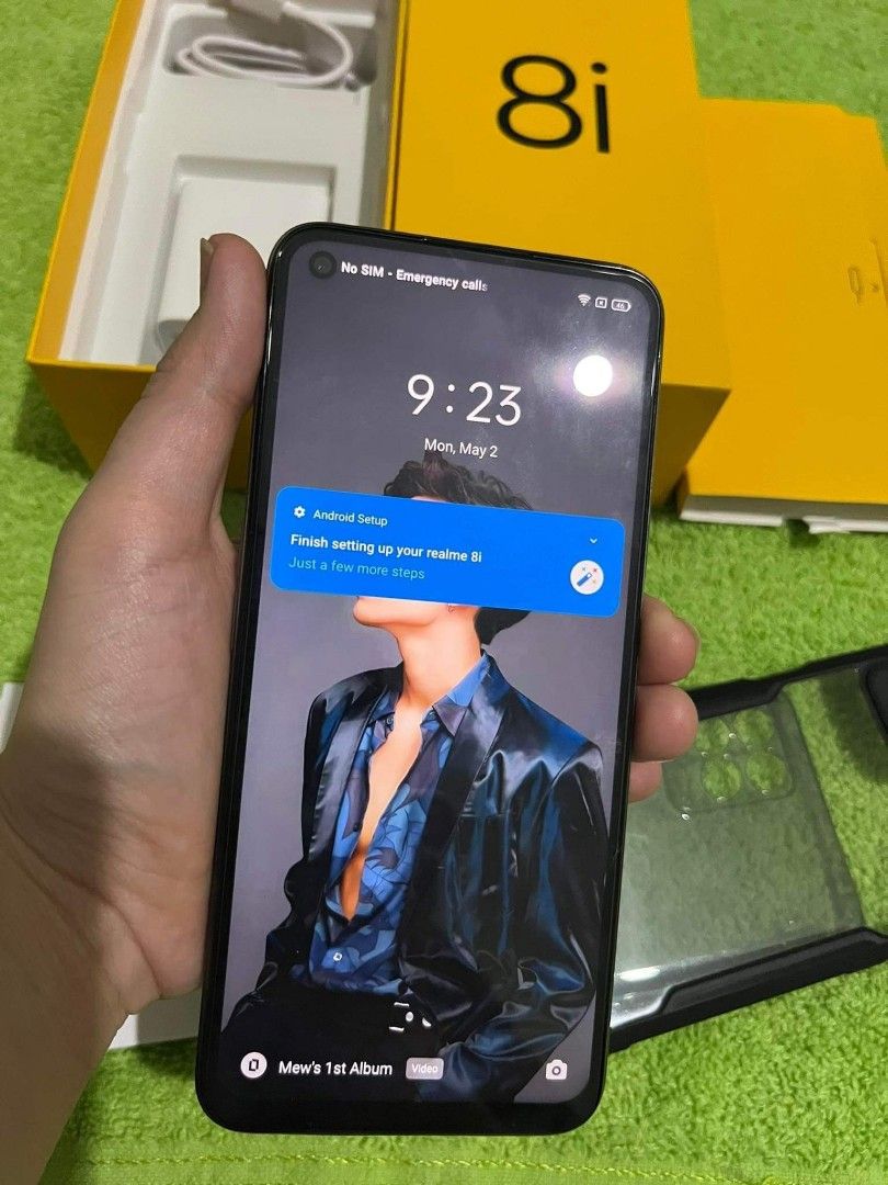 Realme 8i (Category: Realme) located in Manila. Submitted by skychoochoo (Listing ID 1200472969, Image 1). Description: For sale or swap Realme 8i 6/128 6999 selling 8k swapping No issue Complete package Makinis pwede sa maselan Manila area Or nearby meet up.