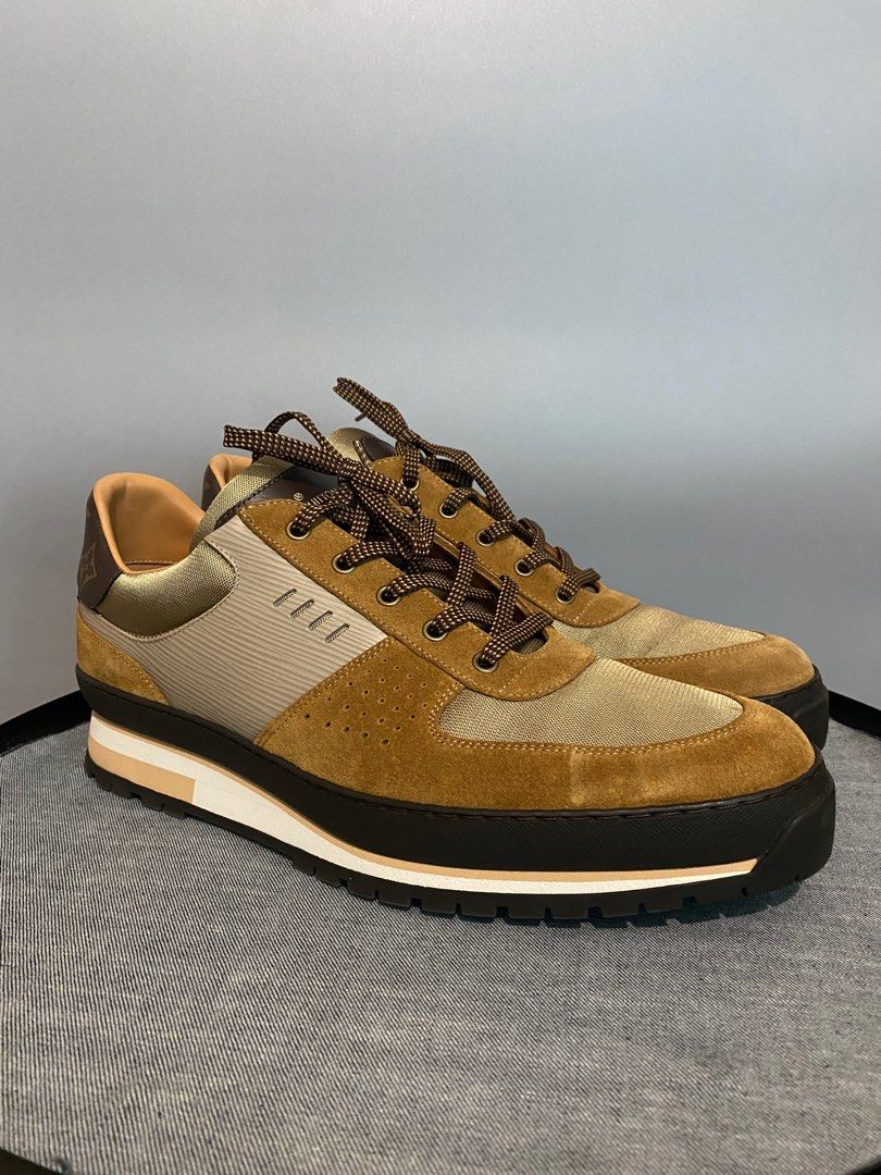 Harlem low trainers Louis Vuitton Brown size 7.5 UK in Suede