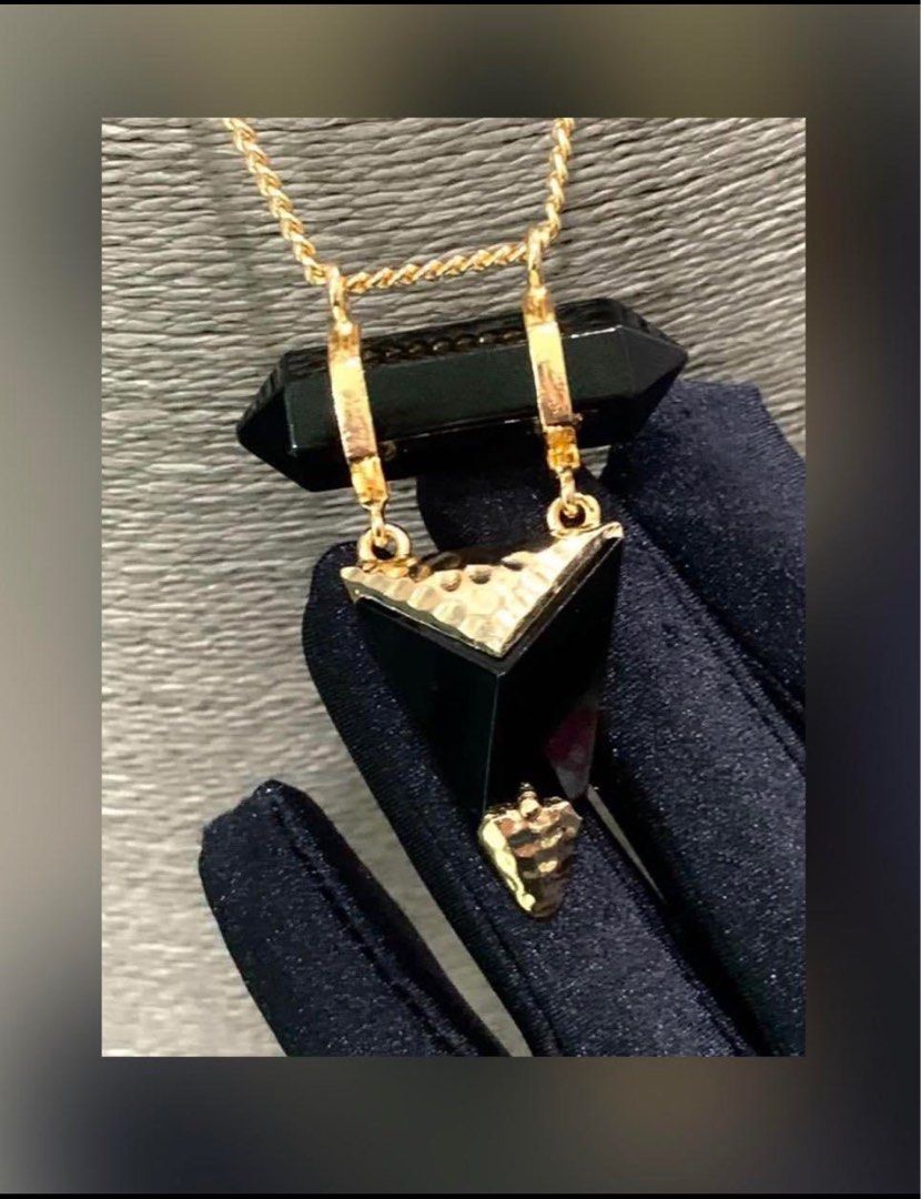 Samantha hotsell wills necklaces
