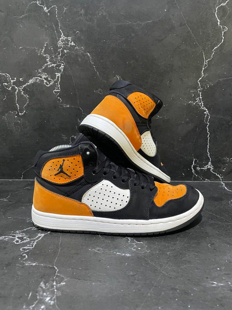 sepatu jordan oren