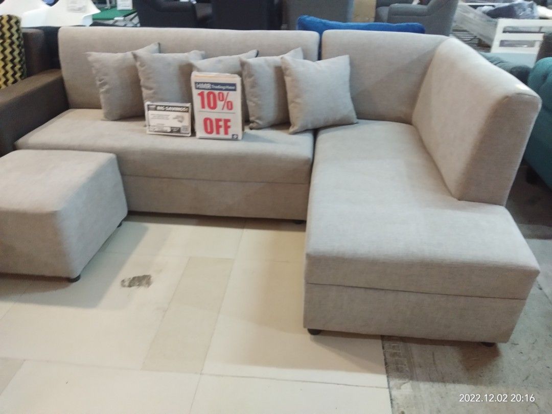 Sofa set with stool and throw pillow Mode of payment Cash Gcash Card