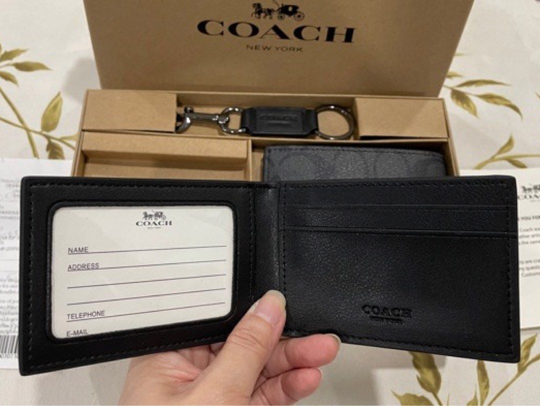 Let's compare them- Coach men Wallet F74993 