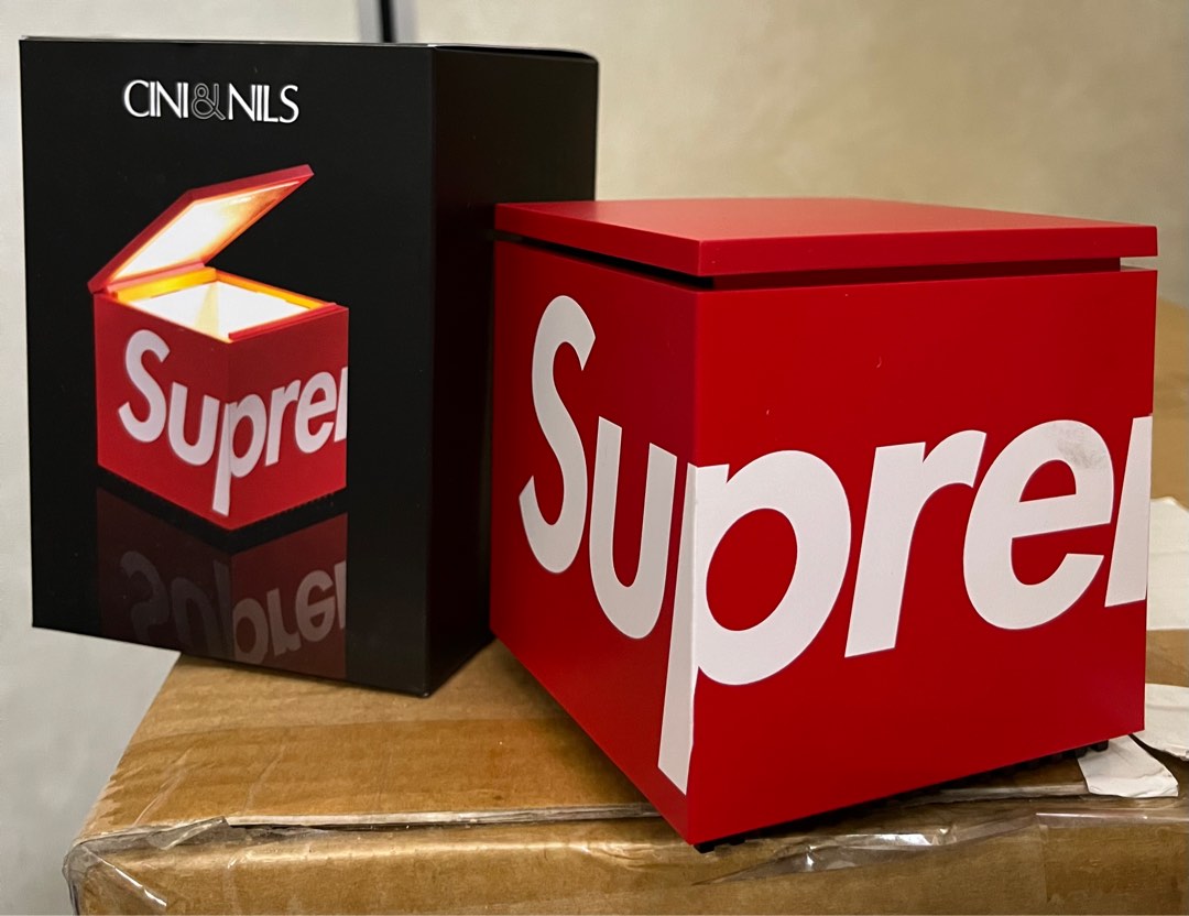 2021SS□新品□Supreme□Cini Nils Table Lamp