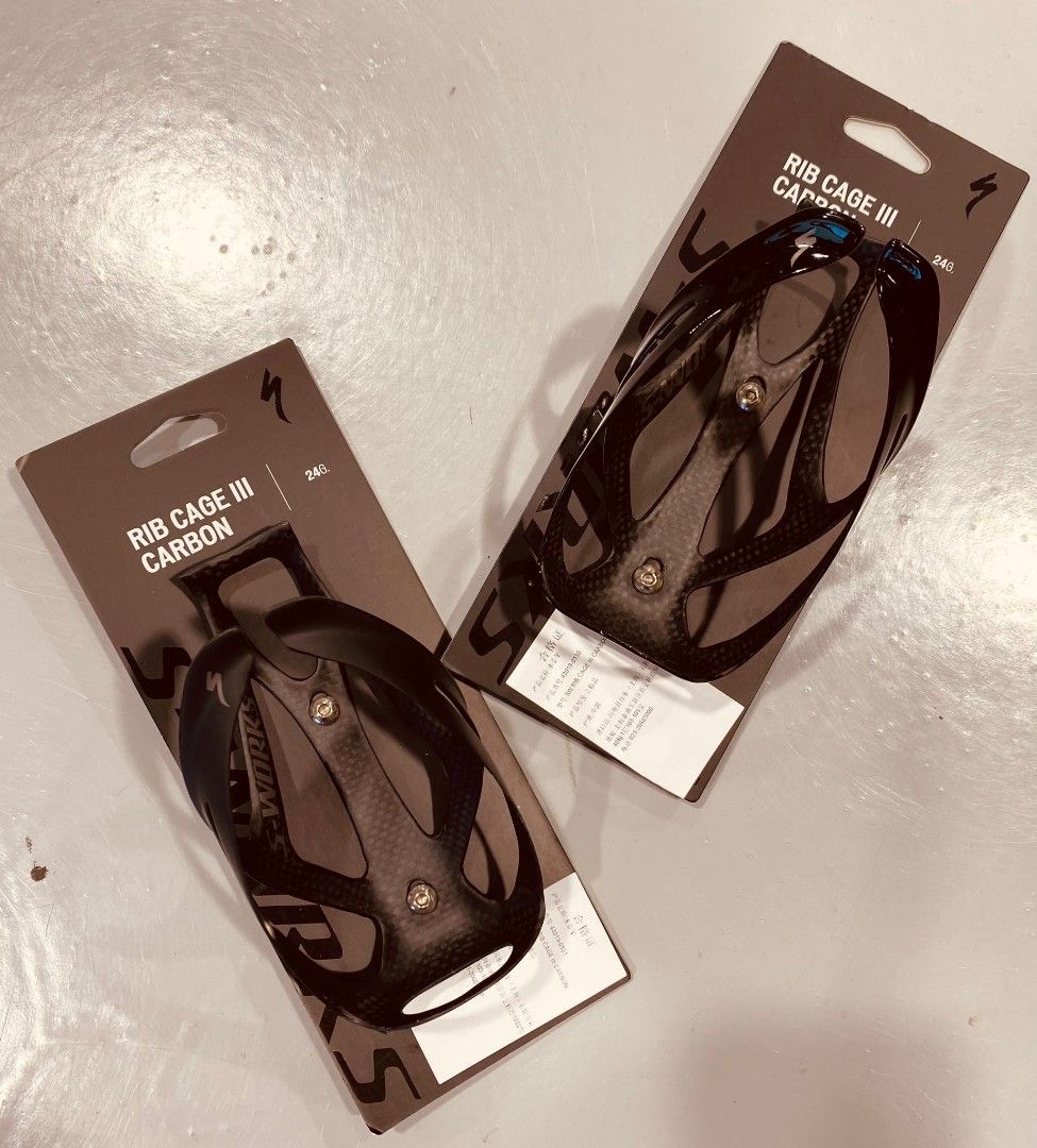 S-WORKS CARBON RIB CAGE III マットブラック　2個 Specialized S-Works Carbon Rib Cage III | Specialized Retail