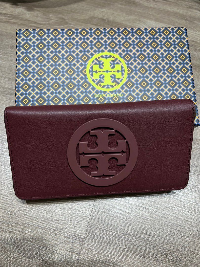 Tory Burch - Charlie Wallet Zip, Luxury, Bags & Wallets on Carousell