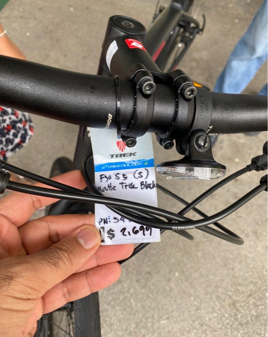 Trek Bike FX Sports S Carbon frame , Sports Equipment, Bicycles & Parts, Bicycles on Carousell