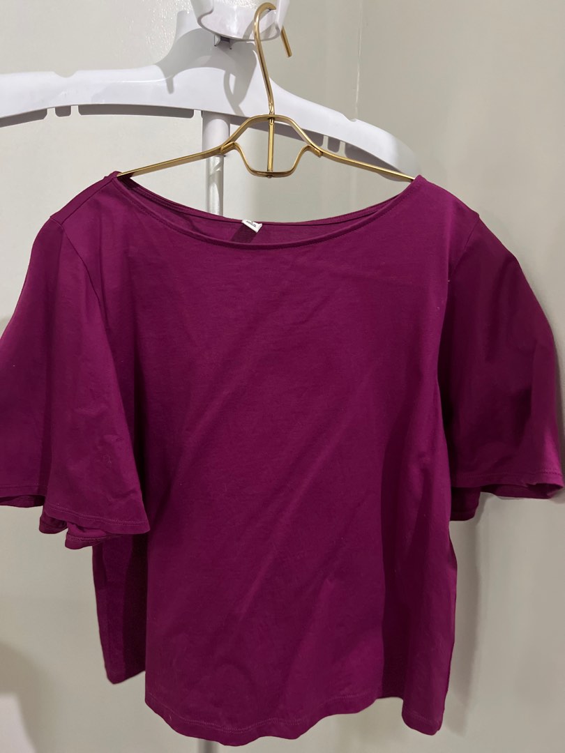 Uniqlo magenta top, Women's Fashion, Tops, Blouses on Carousell