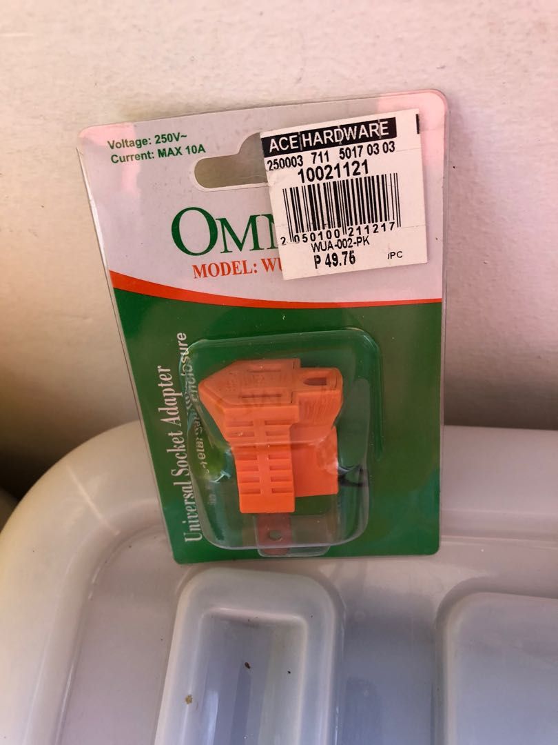 Universal Socket adapter (Category: Electrical, Adaptors & Sockets) located in Imus. Submitted by jamie.store (Listing ID 1200418013, Image 3). Description: bought but not used.