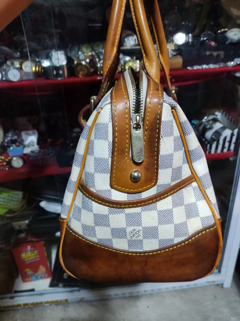 Vintage Louis Vuitton Damier Azur Berkeley Bag, Luxury, Bags & Wallets on  Carousell