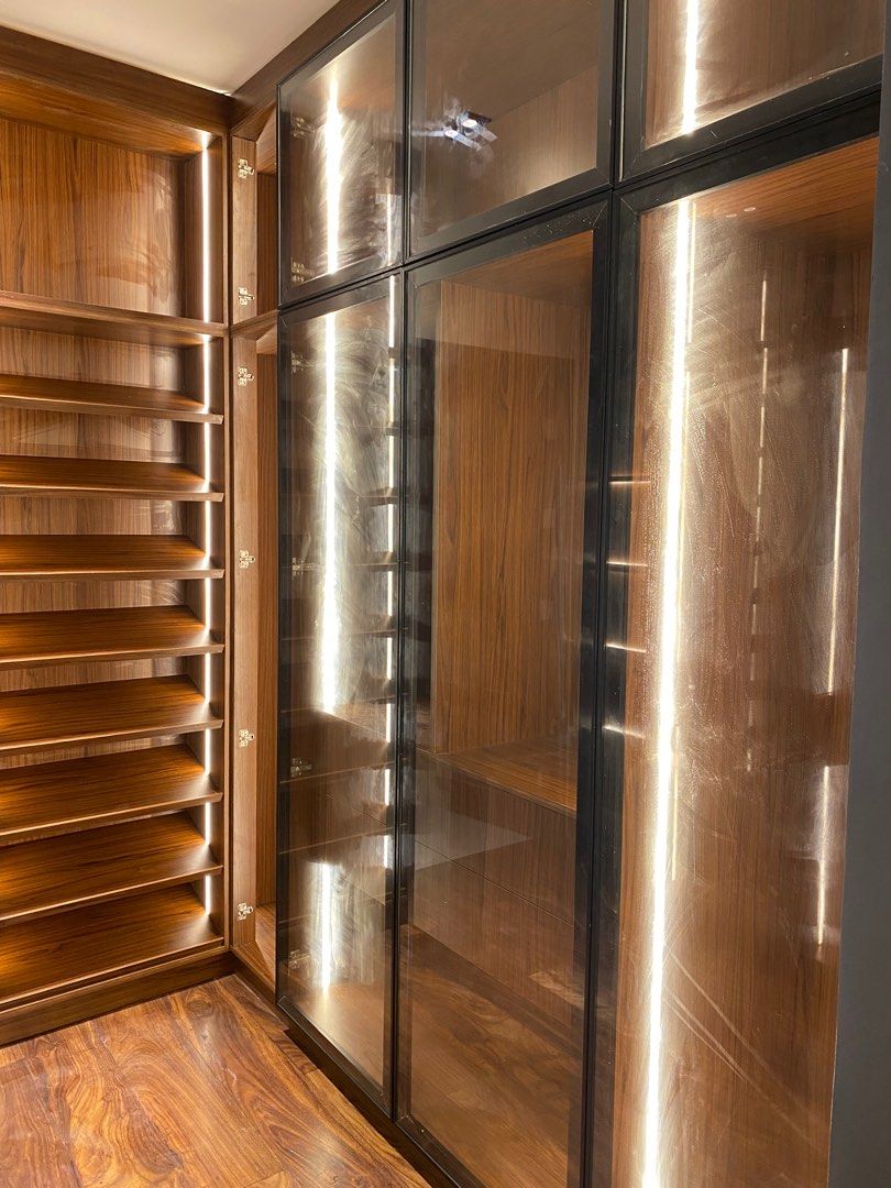 Walk in closet maker (Category: Shelves, Cabinets & Racks) located in San Juan City. Submitted by projectvanity (Listing ID 1200558586, Image 3). Description: Walk in closet Tv console Kitchen cabinet maker Direct fabricator Price depends on design dimensions and specifications We can do ocular on site .
