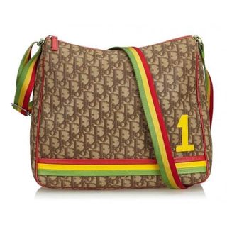 (Category: ) located in . Submitted by bagthrifts (Listing ID 1204368222, Image 1). Description: .