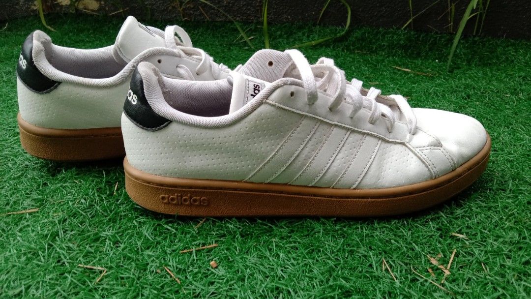 Adidas cloudfoam gum sole sales