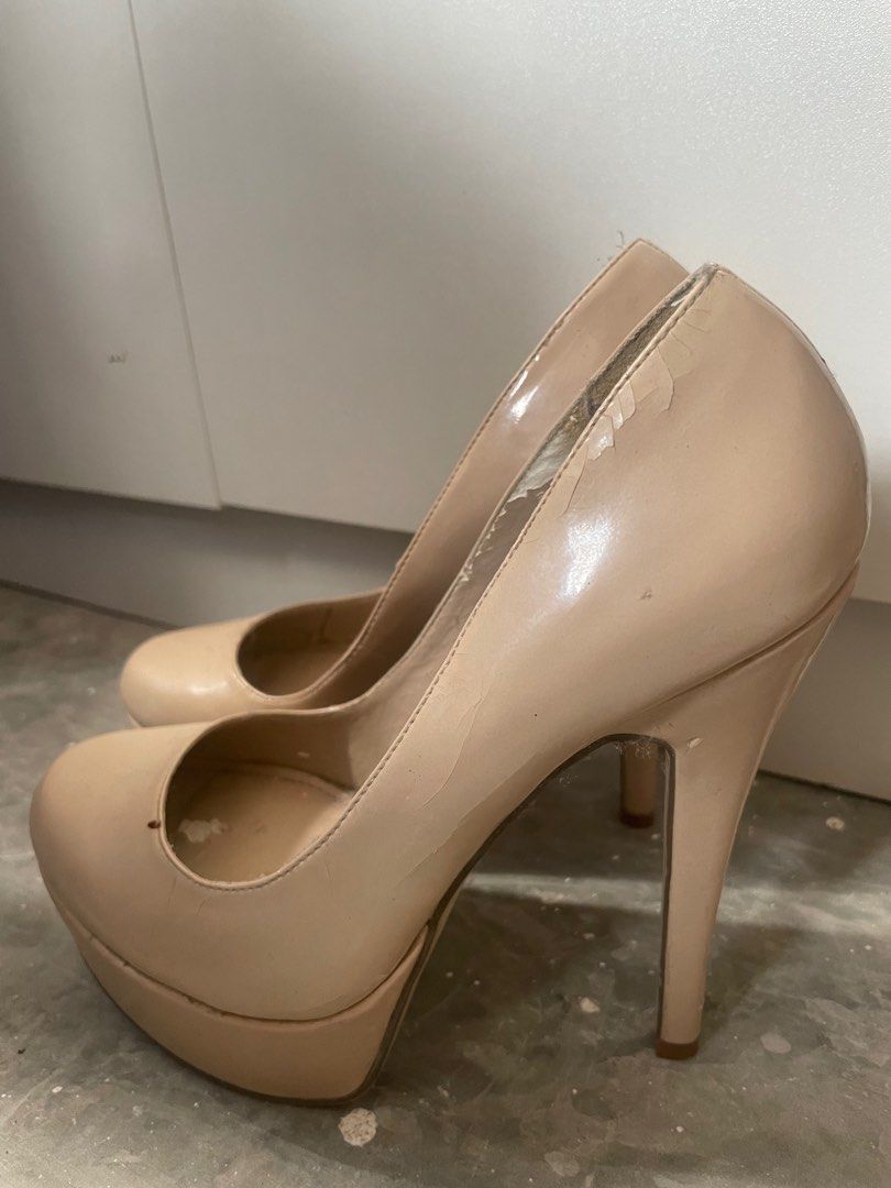 aldo nude pumps
