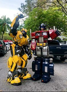 Artist Transformers Cosplay Magic and Clown Services
