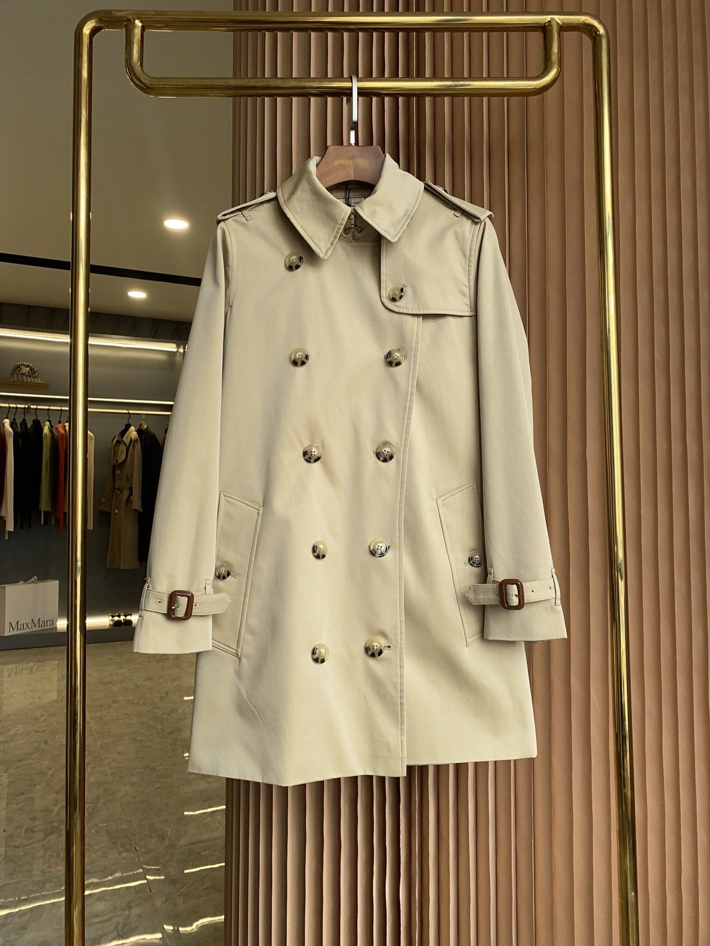 Burberry kensington cheap fit