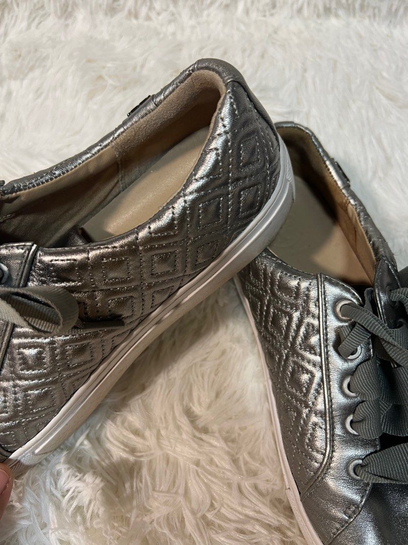 Authentic Pre-Loved Tory Burch, Women's Fashion, Footwear, Sneakers on  Carousell