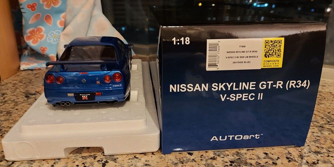 AUTOart 1:18 NISSAN SKYLINE GT-R ( R34 ) V-SPEC II W/ BBS LM