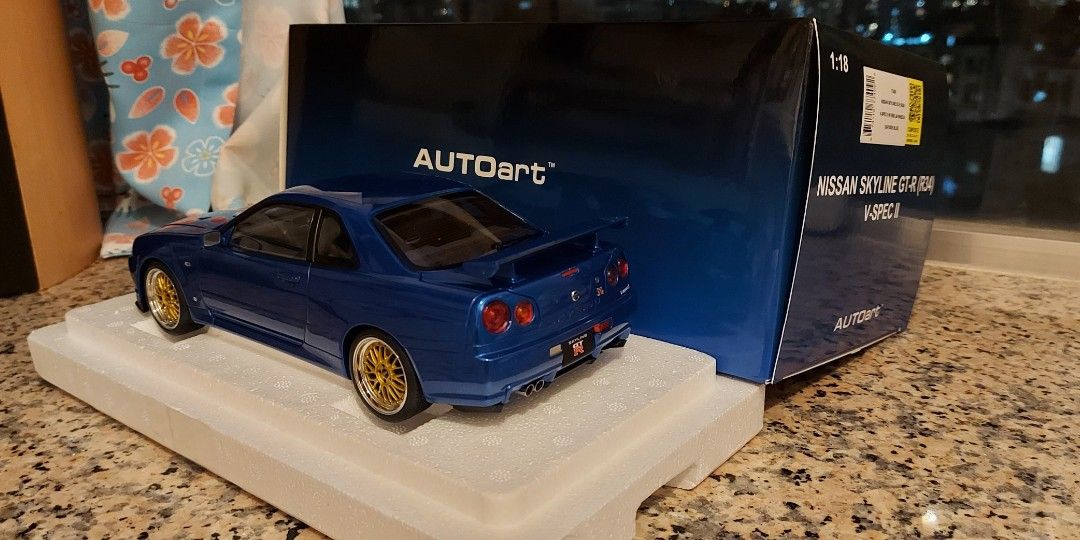 AUTOart 1:18 NISSAN SKYLINE GT-R ( R34 ) V-SPEC II W/ BBS LM