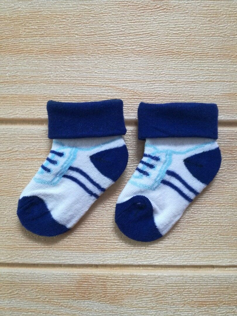 Baby Boy Socks 0-12 M (Category: Babies & Kids Fashion) located in Manila. Submitted by chic.dot.ph (Listing ID 1204410474, Image 1). Description: New Royal Blue.