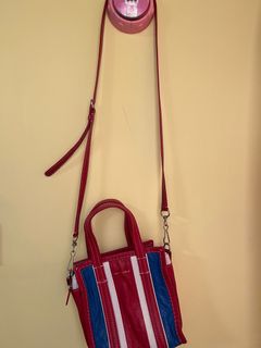 （分類：）位於 。 由 fung348 提交（商品編號 1204314041，圖片 1）。簡介： 。