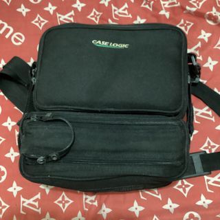 Case Logic Camera Bag adjustable and detachable body bag