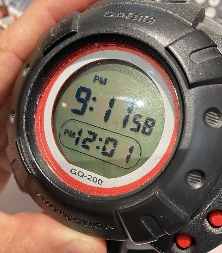 Casio g shock GQ-200 time clock 運作正常，防撞防震。, 名牌, 手錶 