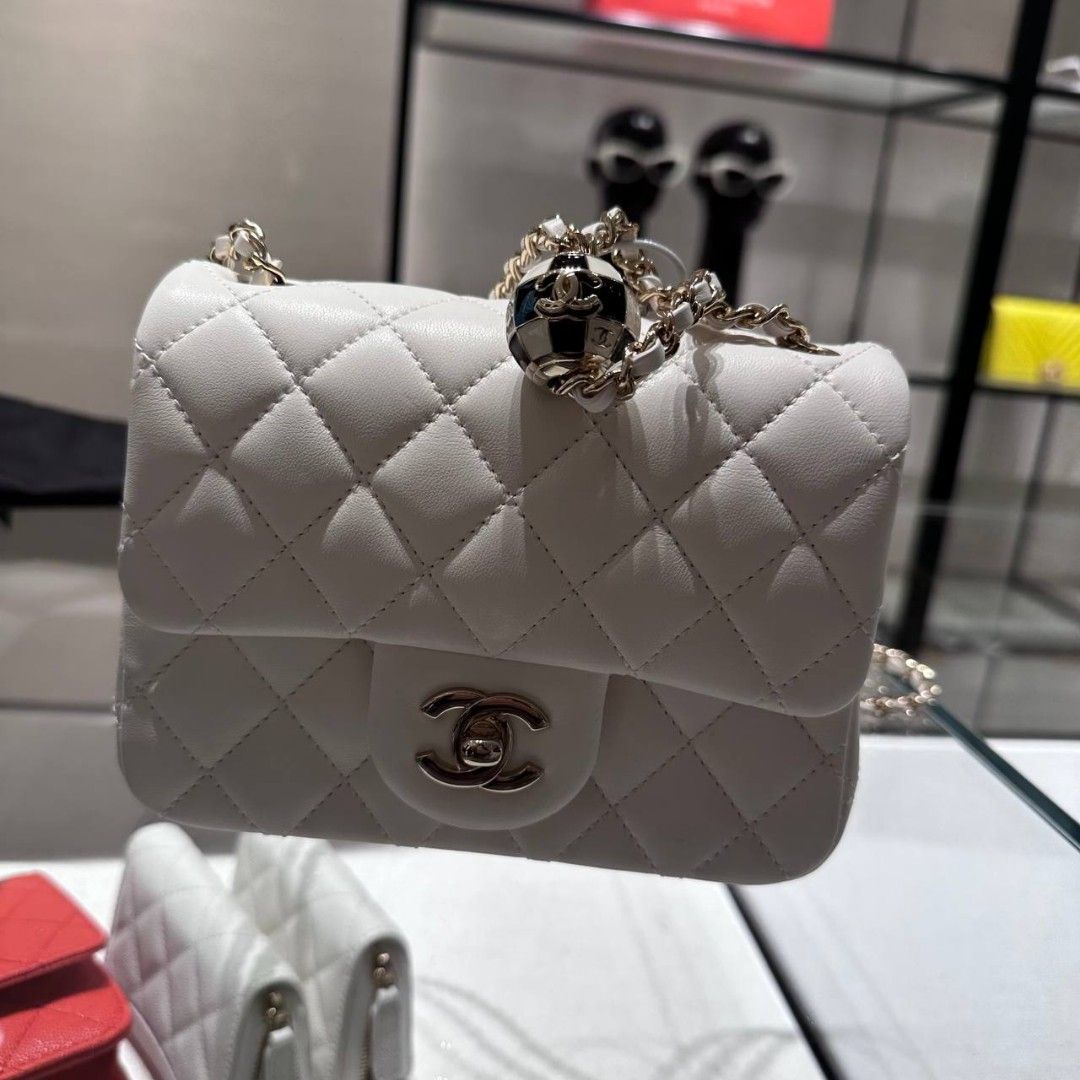 Chanel Bag, Luxury, Bags & Wallets on Carousell