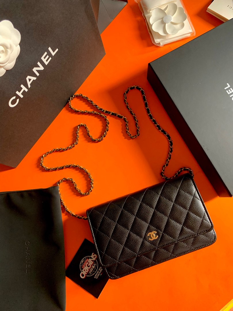 Chanel Wallet On Chain, Luxury, Bags & Wallets on Carousell