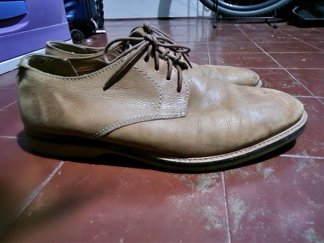 Clarks artisan sale store