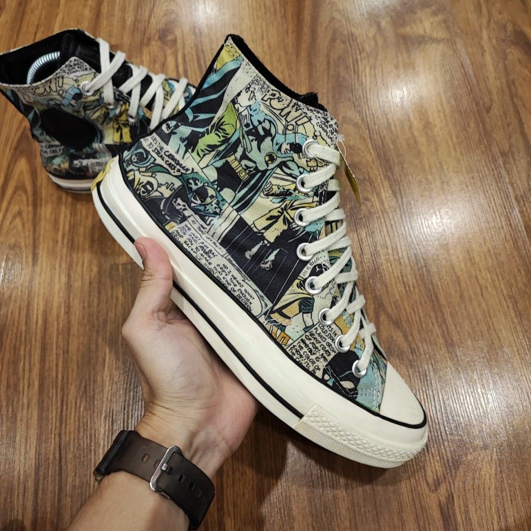 Batman comic converse deals