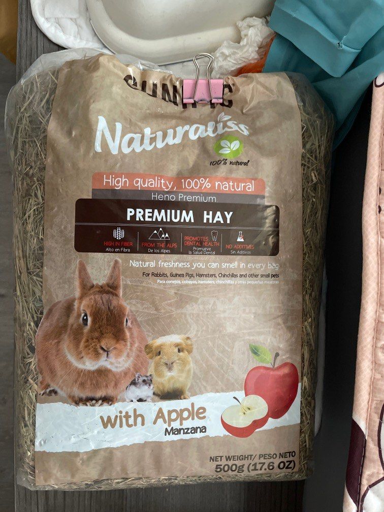 Cunipic Naturaliss hays, Pet Supplies, Pet Food on Carousell