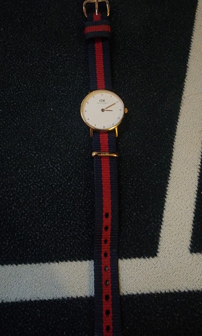 Daniel wellington 2024 with swarovski