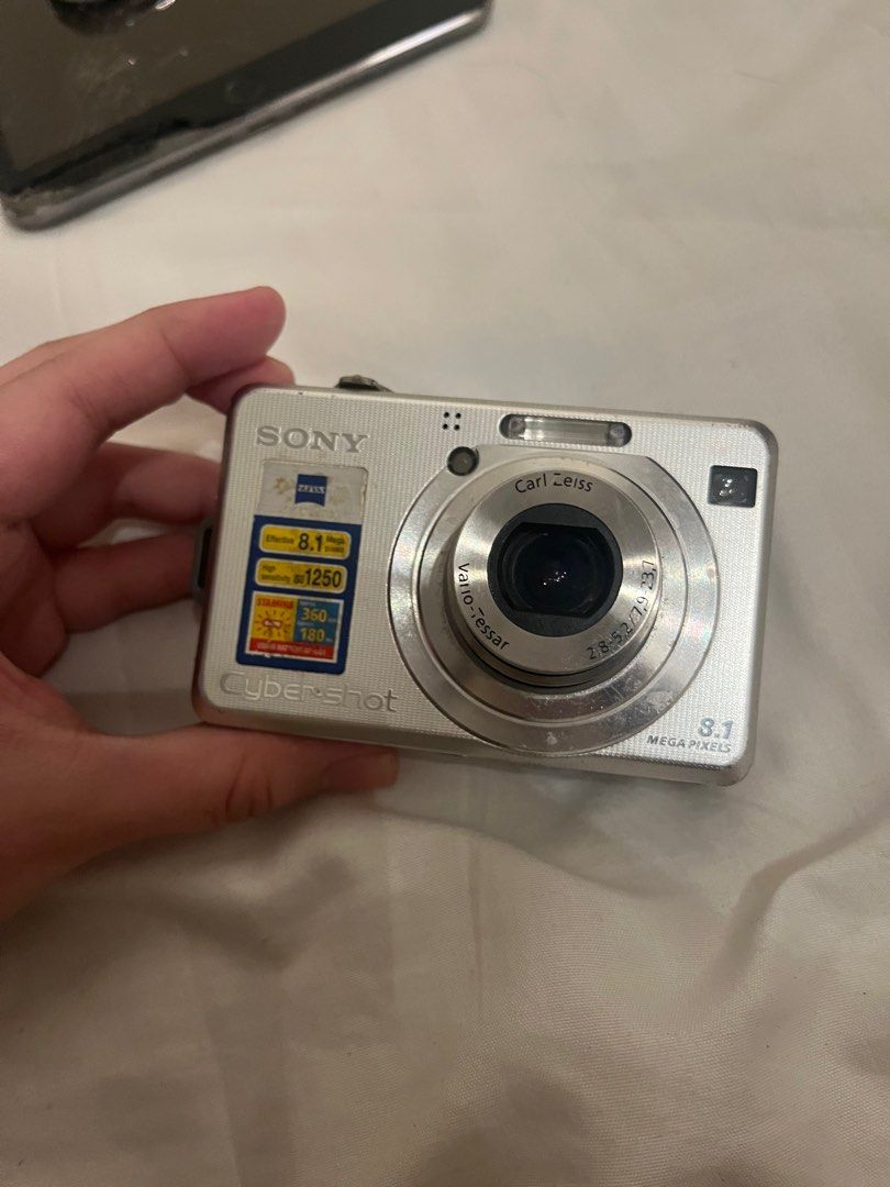 Digital Camera Sony Cybershot Dsc w100, Photography, Cameras on Carousell