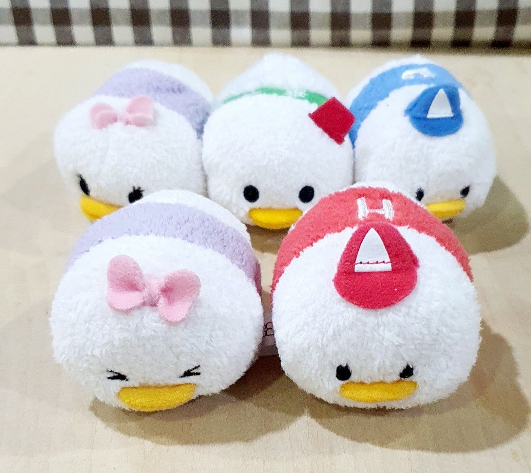 Disney Tsum Tsum Donald and Daisy 5pc combo, Hobbies & Toys, Toys