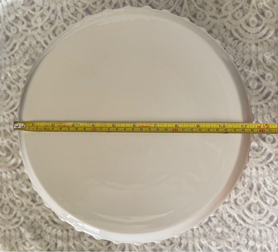 Dotted Ceramic Cake Stand (Category: Bakeware) located in Paranaque City. Submitted by vintagesoulmanila (Listing ID 1204290538, Image 3). Description: Measurements: *Diameter - 11.75 inches *Height - 4 inches.