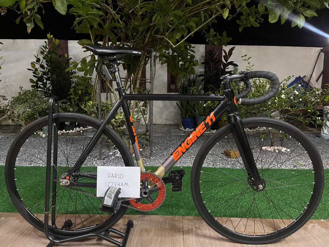 Fixed gear outlet crit 2020