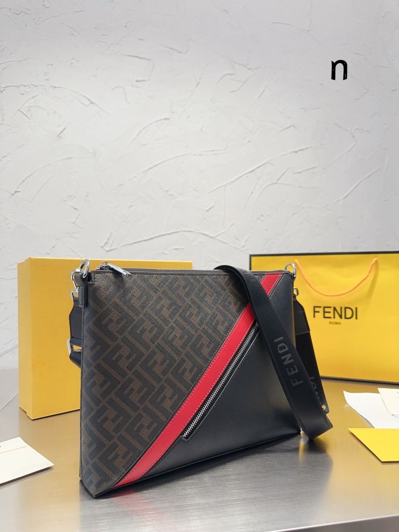 Fendi shoulder bag mens outlet