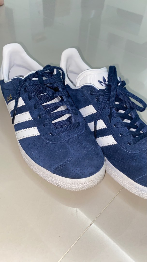 Gazelle adidas top navy blue