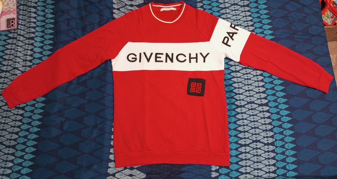 Givenchy sweatshirt, Men's Fashion, Tops & Sets, Tshirts & Polo Shirts on  Carousell