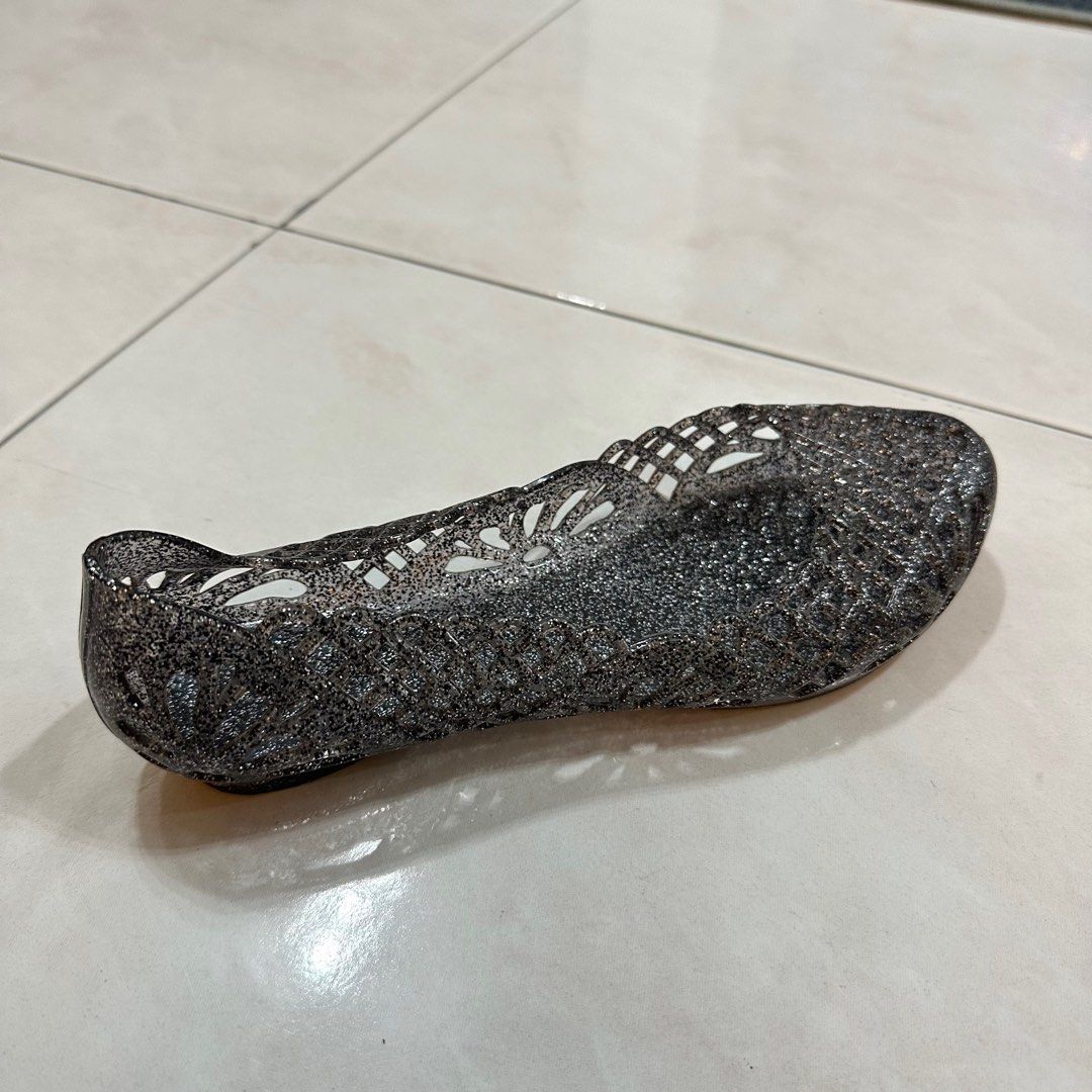 Glitter Jelly Shoes Dark Grey Saiz 24.5cm, Women's Fashion, Footwear, Flats  on Carousell