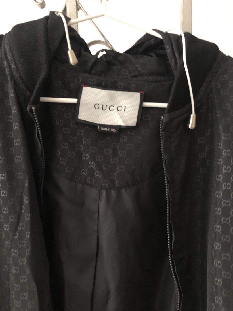 Gucci shop detachable hoodie