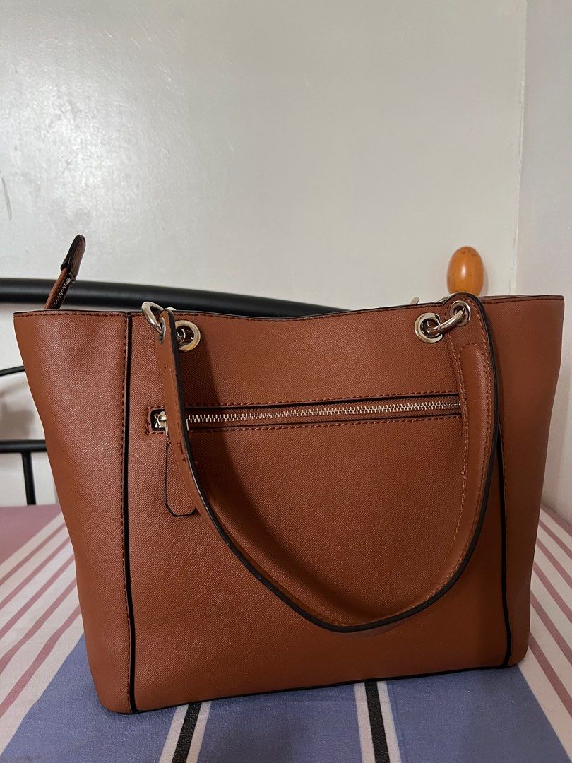 Guess kamryn tote cognac on sale