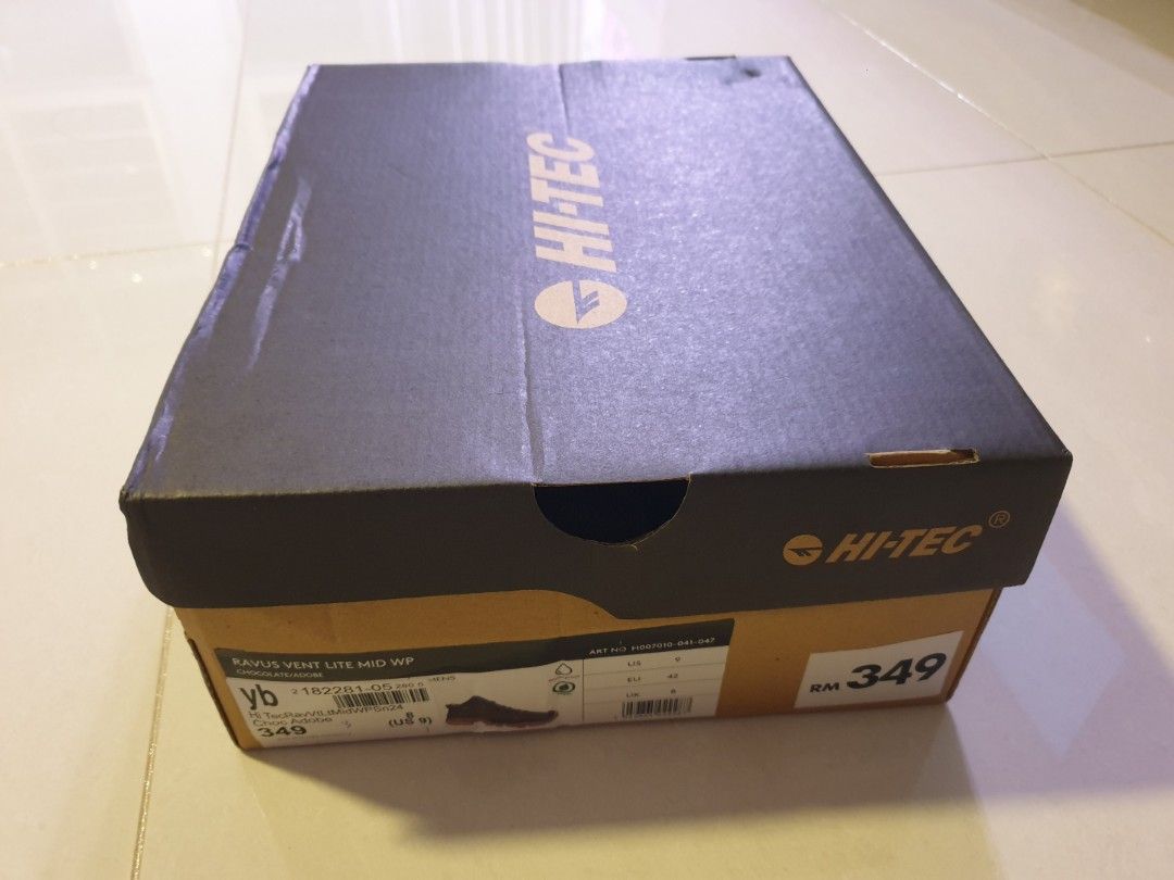 Hi Tec Men's Ravus Vent Lite Mid Waterproof Hiking Boots, Sports