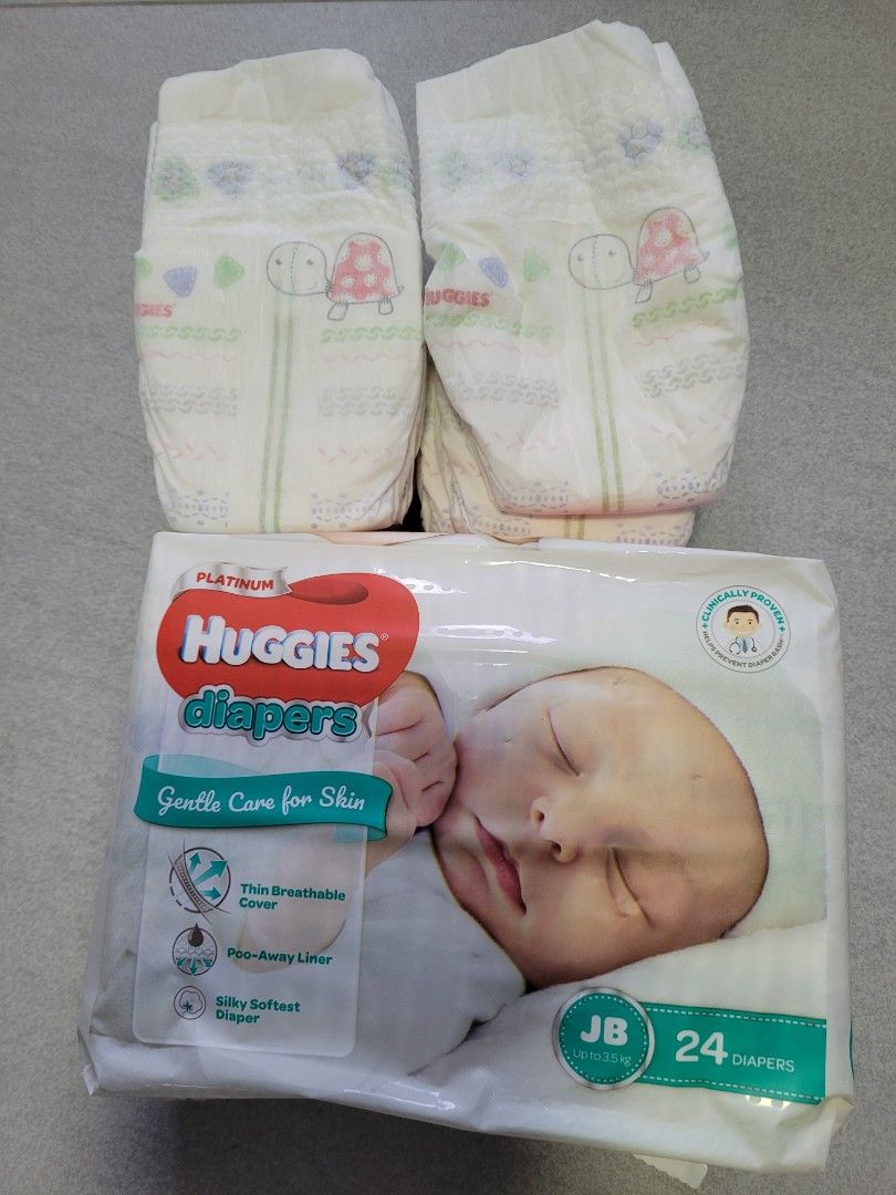 Huggies Diaper (Just born), Babies & Kids, Bathing & Changing, Diapers